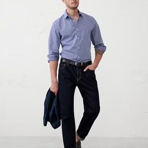 Banana Republic Factory Slim Fit, Wrinkle Resistant- Medium